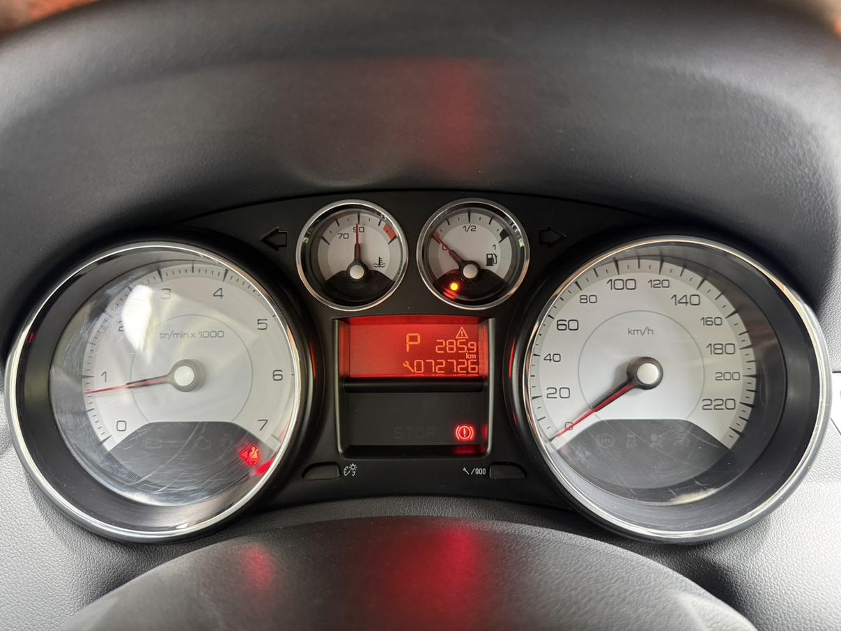 Peugeot 308 2014 thumb 9