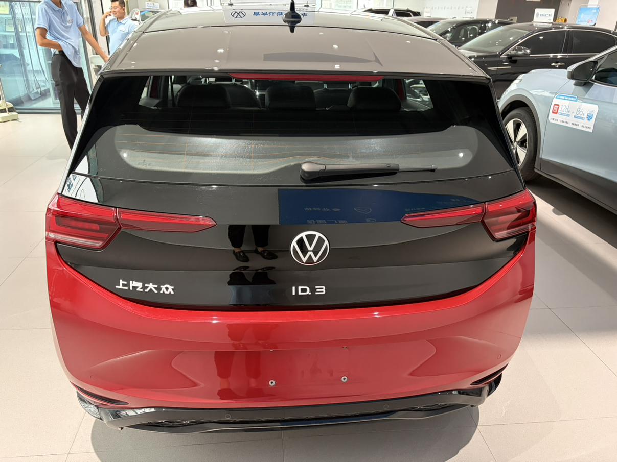 Volkswagen ID.3 2026 thumb 3