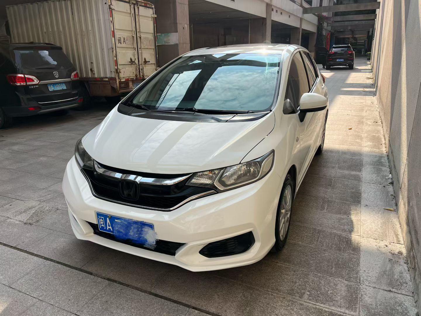 Honda Fit Shuttle 2018 thumb 8