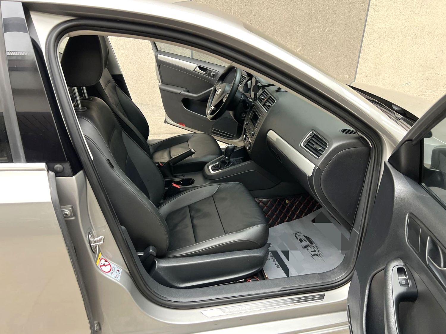 Volkswagen Sagitar 2014 thumb 5