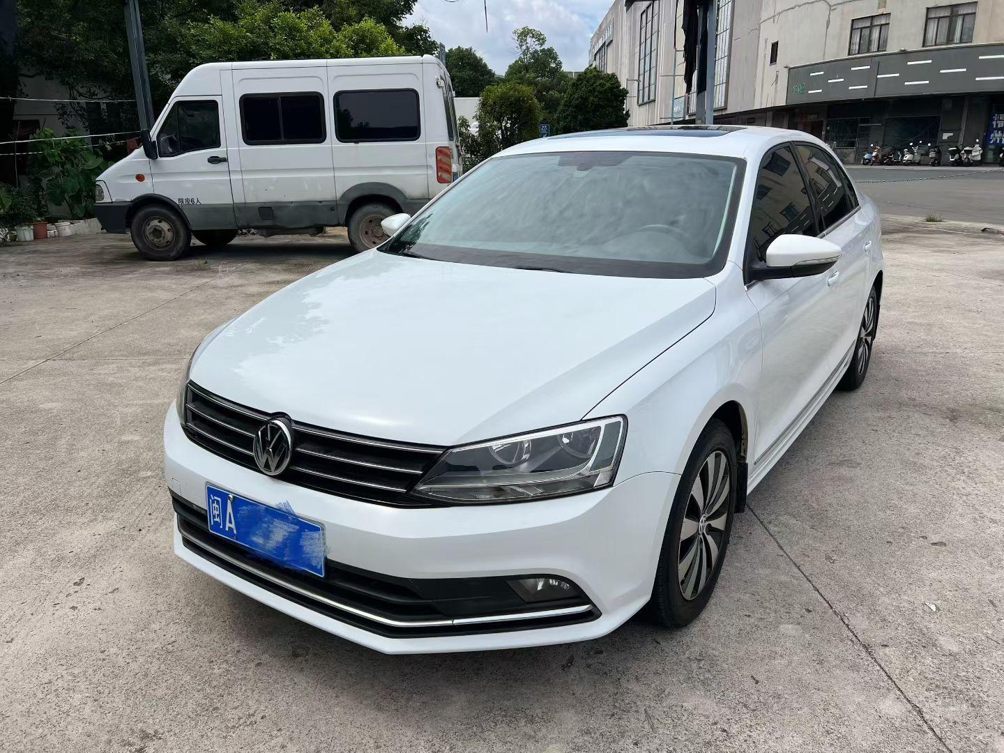 Volkswagen Sagitar 2018 thumb 8