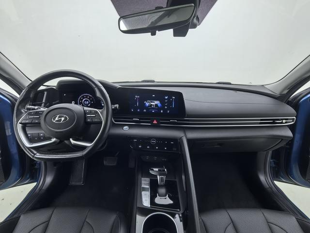 Hyundai Elantra 2021 thumb 12