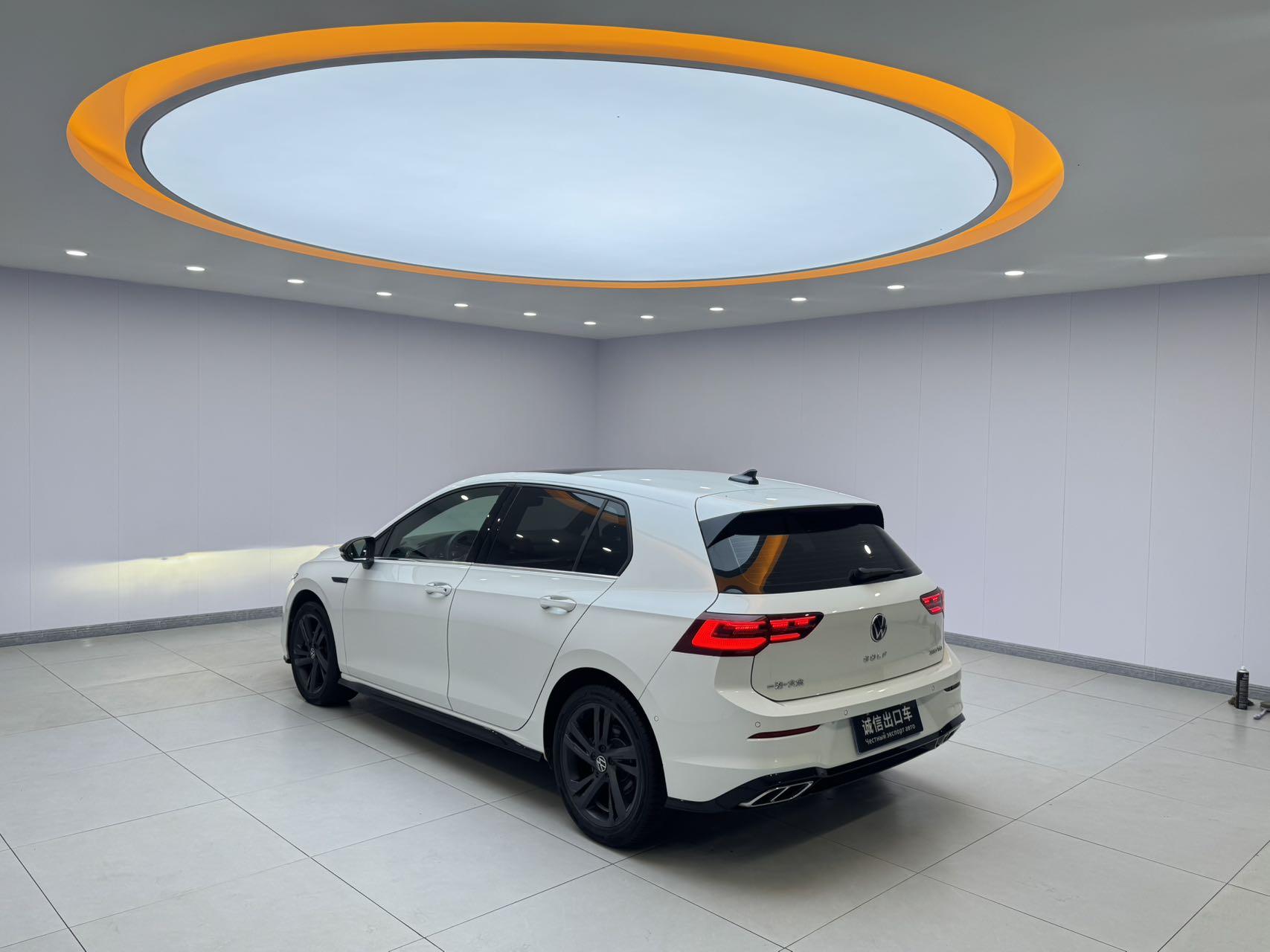 Volkswagen Golf Sportsvan 2021 thumb 2