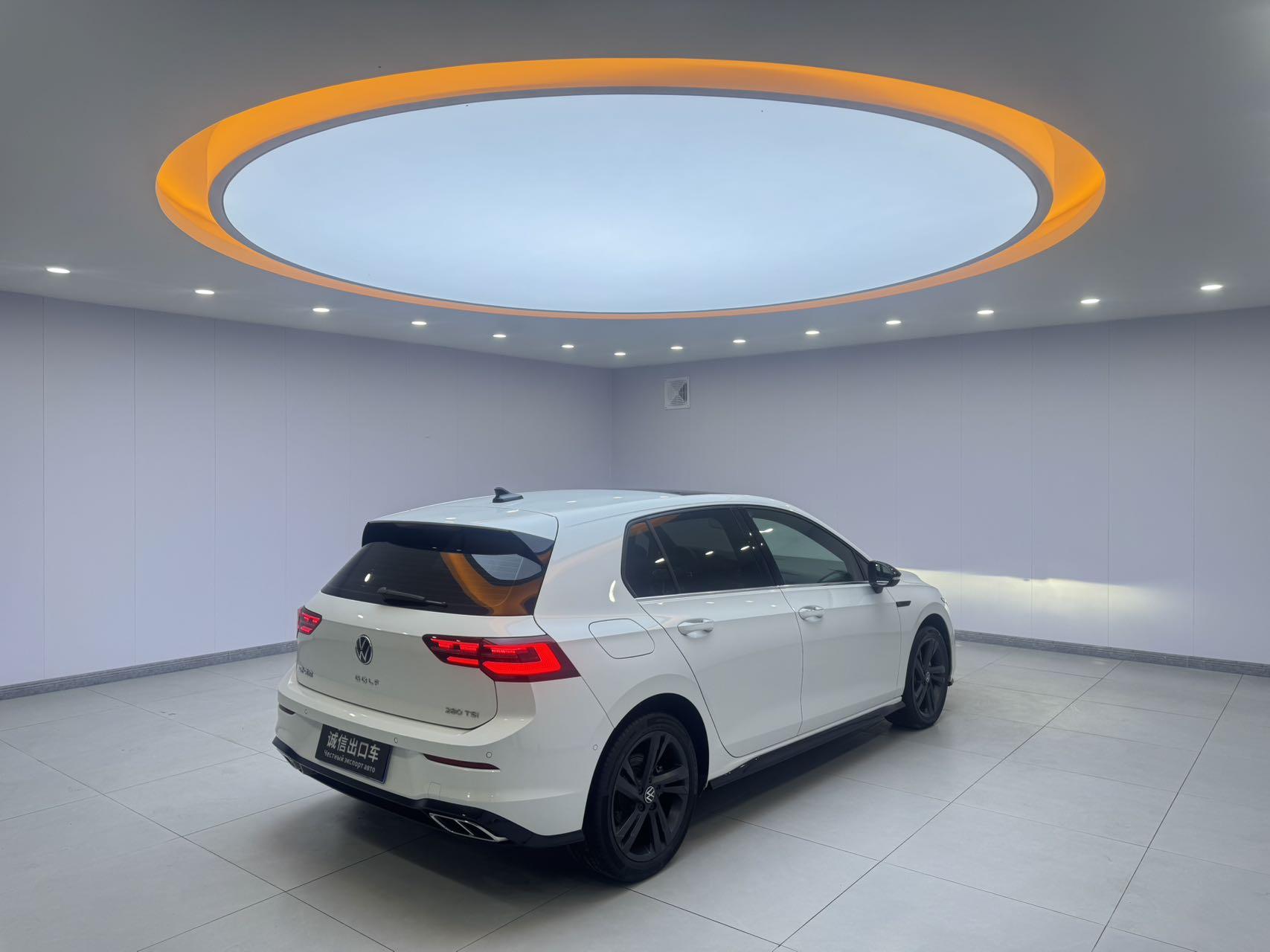 Volkswagen Golf Sportsvan 2021 thumb 4