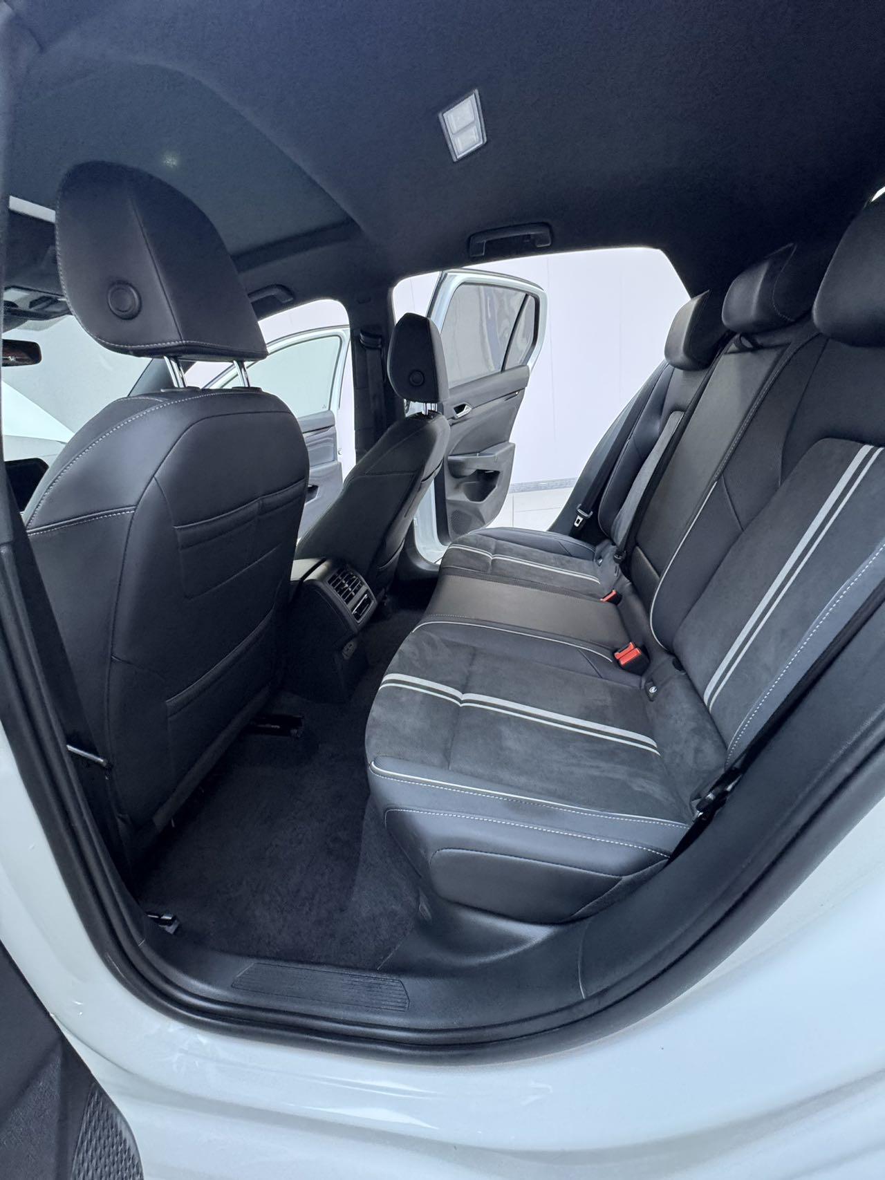 Volkswagen Golf Sportsvan 2021 thumb 10