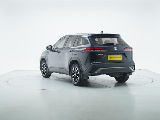 Toyota Frontlander 2022 thumb 3