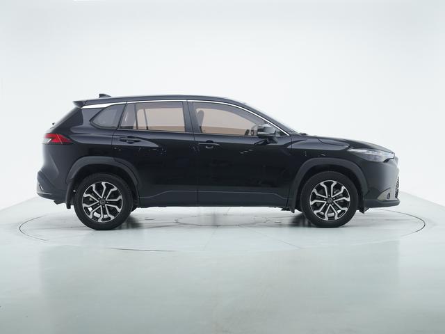 Toyota Frontlander 2022 thumb 6