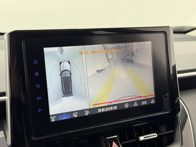 Toyota Frontlander 2022 thumb 8