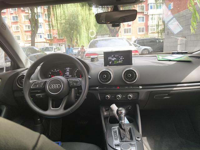 Audi A3 2020 thumb 3