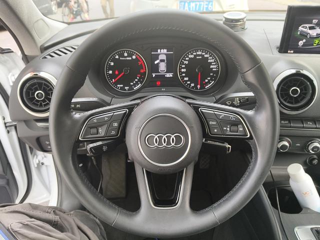 Audi A3 2020 thumb 5