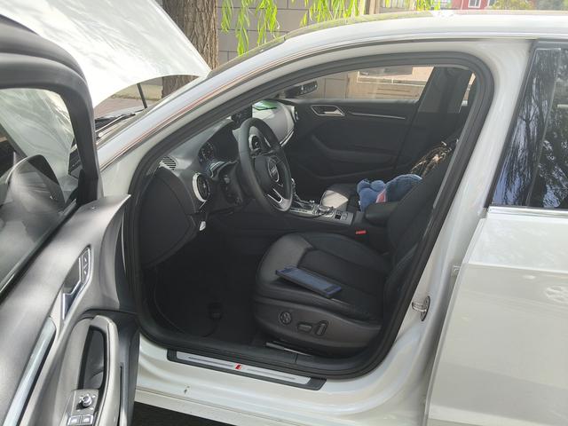 Audi A3 2020 thumb 8