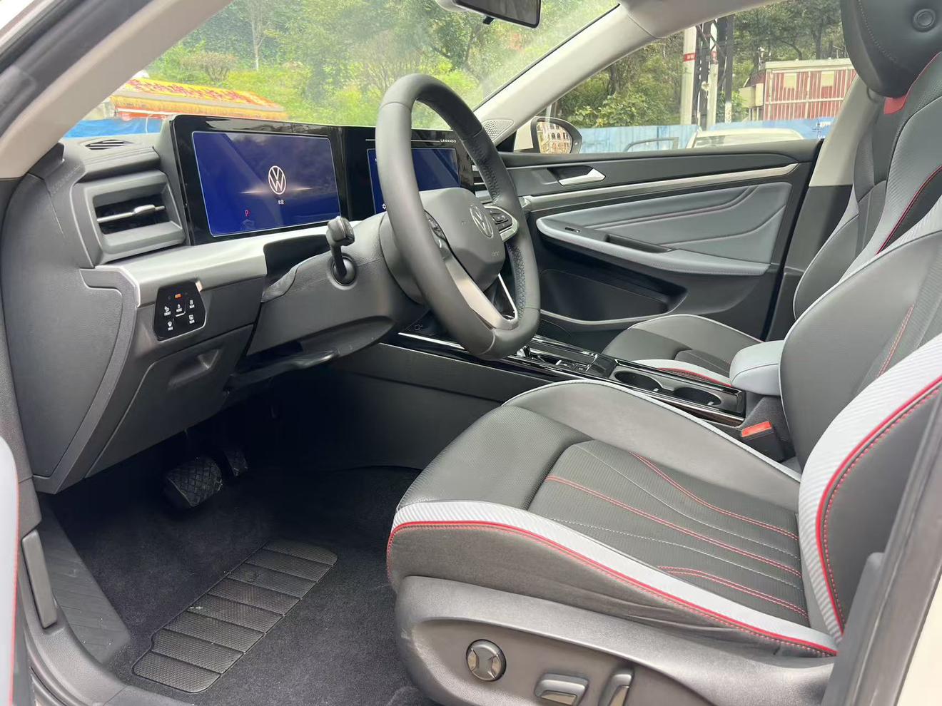 Volkswagen Lamando 2022 thumb 6