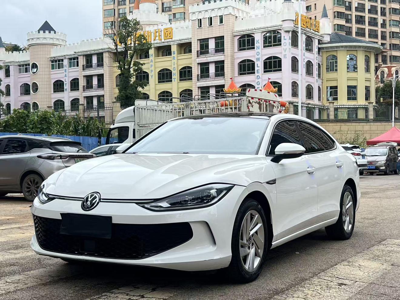 Volkswagen Lamando 2022 thumb 8