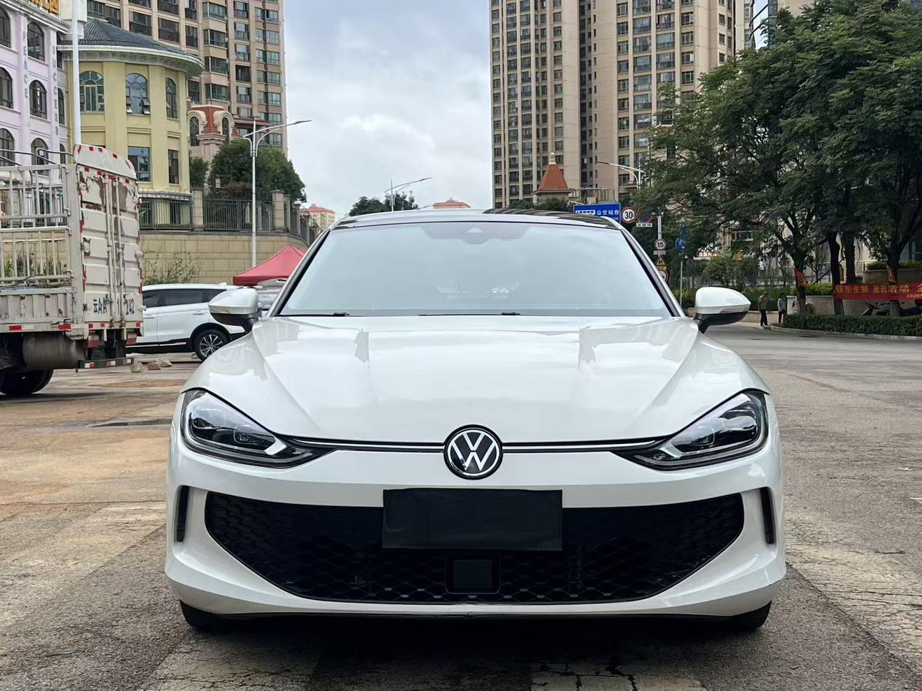 Volkswagen Lamando 2022 thumb 9