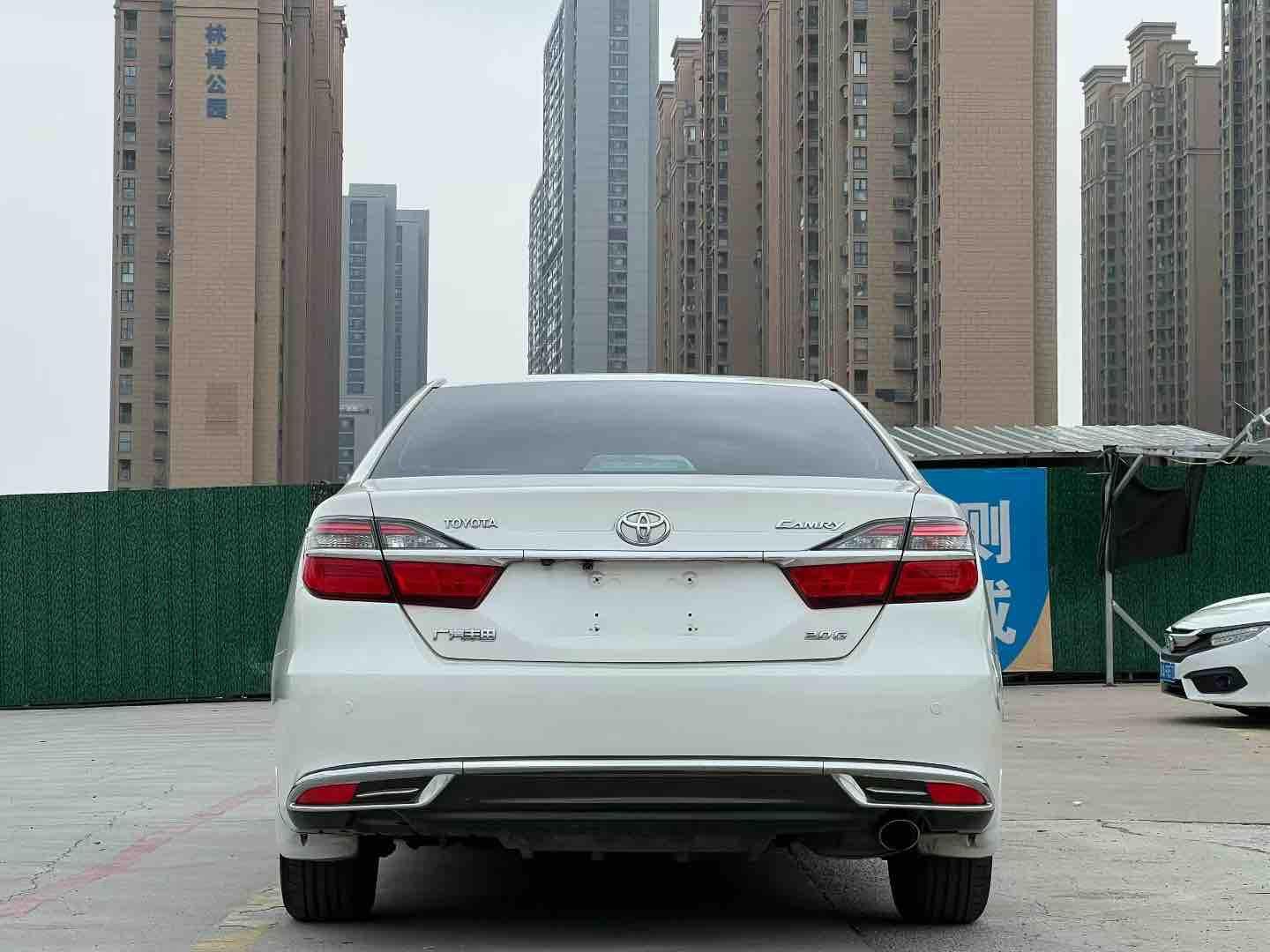Toyota Camry 2016 thumb 3