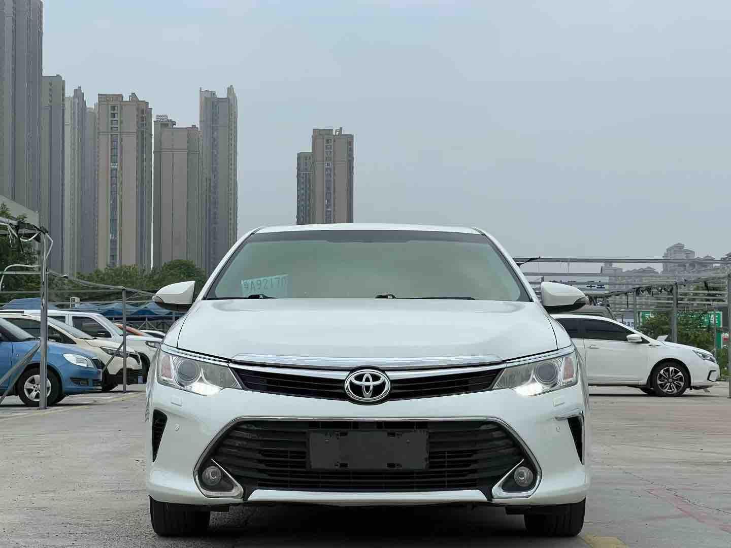 Toyota Camry 2016 thumb 9