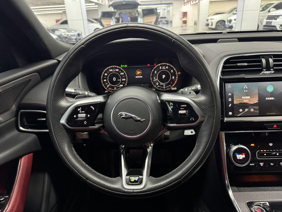 Jaguar XEL 2022 thumb 10