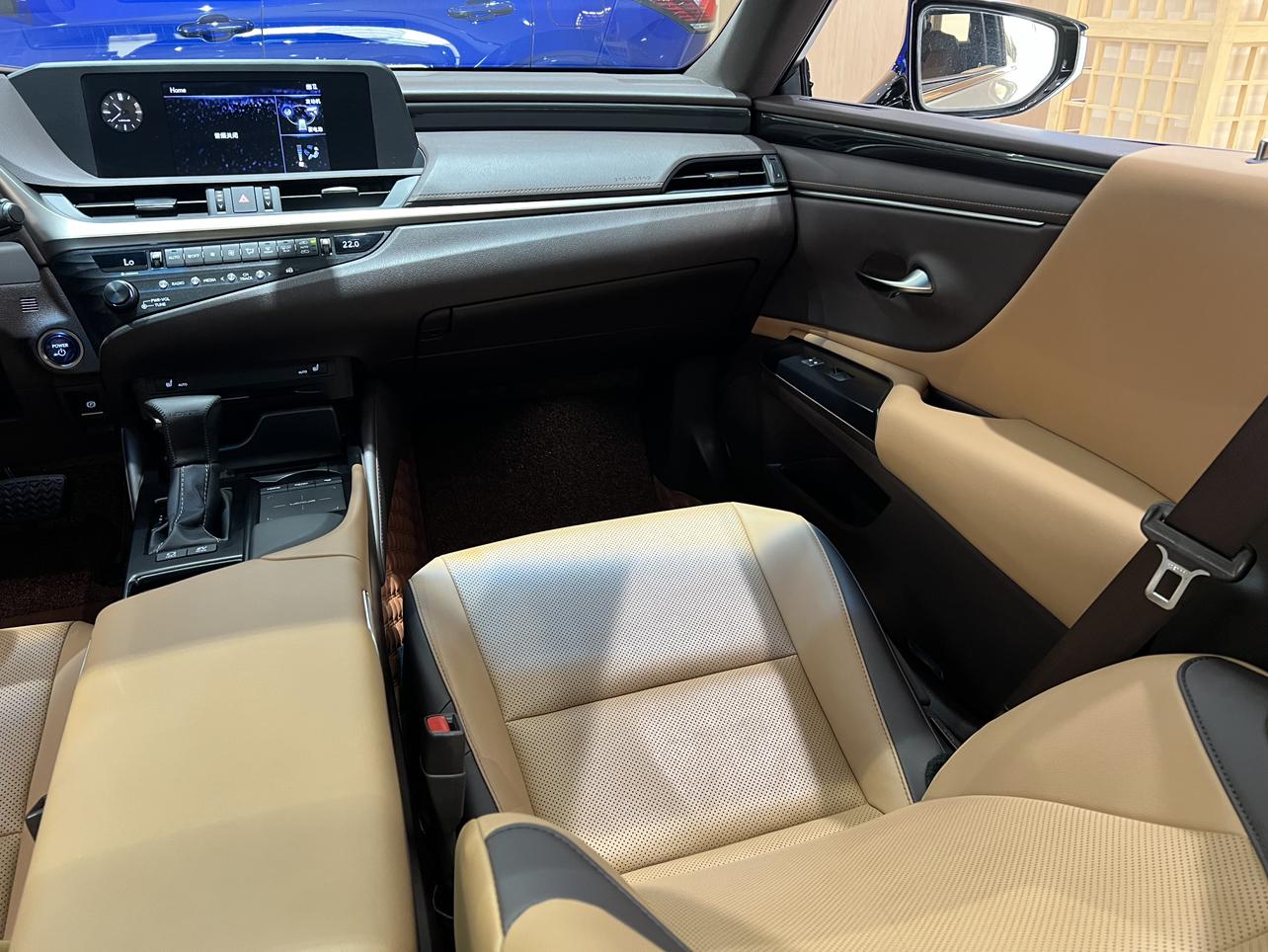 Lexus ES 2020 thumb 7