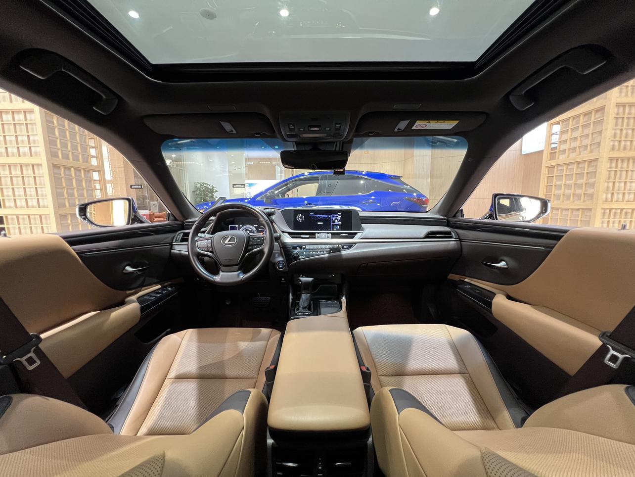 Lexus ES 2020 thumb 11