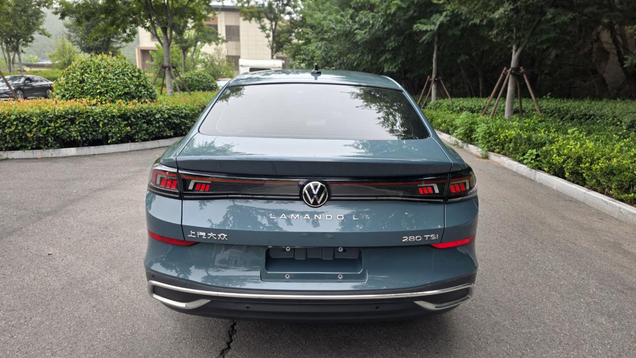 Volkswagen Lamando 2024 thumb 3