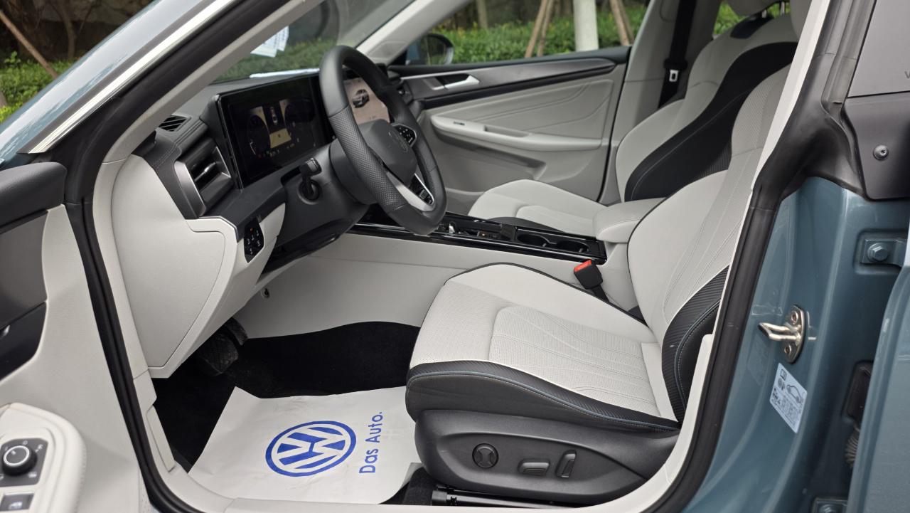Volkswagen Lamando 2024 thumb 9
