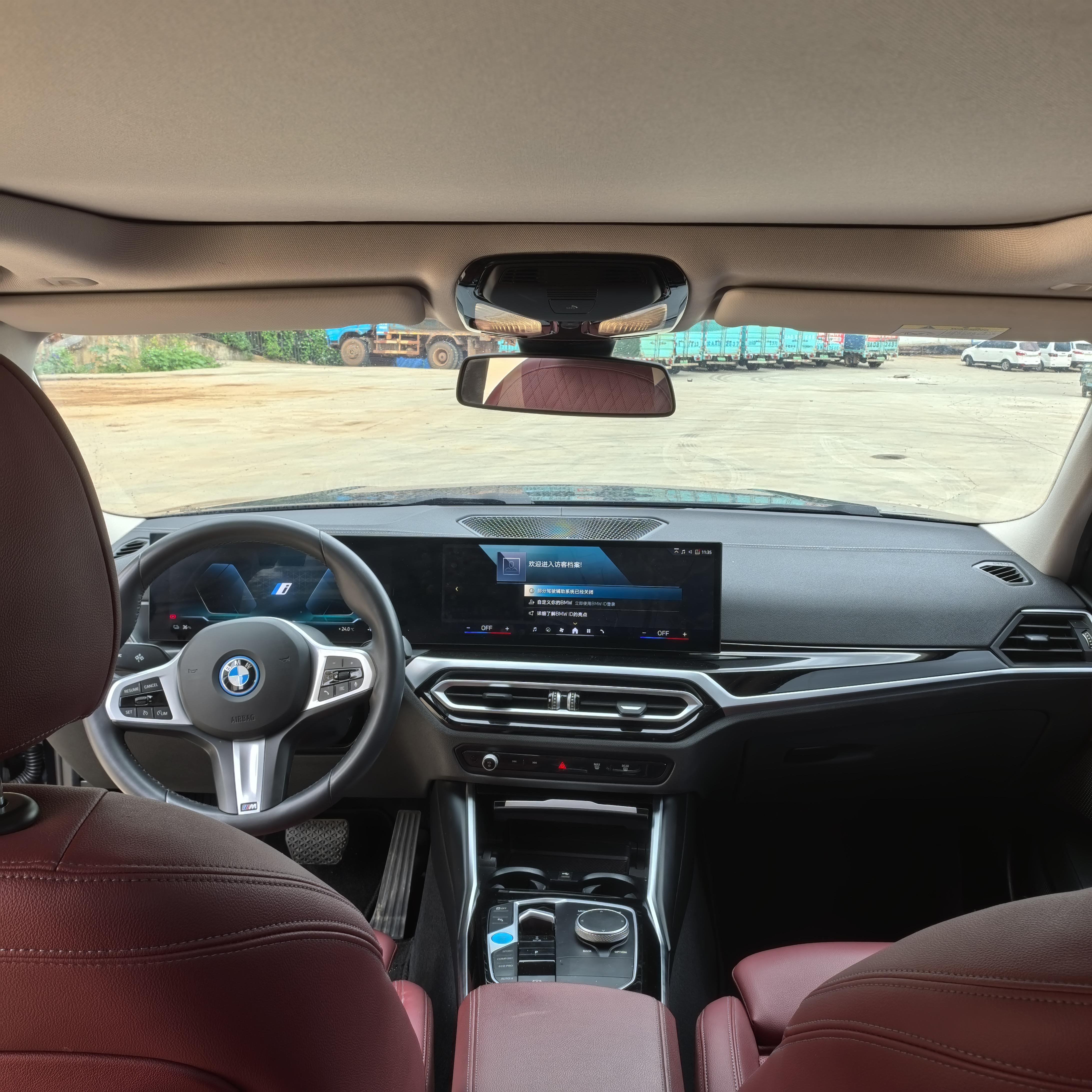 BMW i3 2025 thumb 8