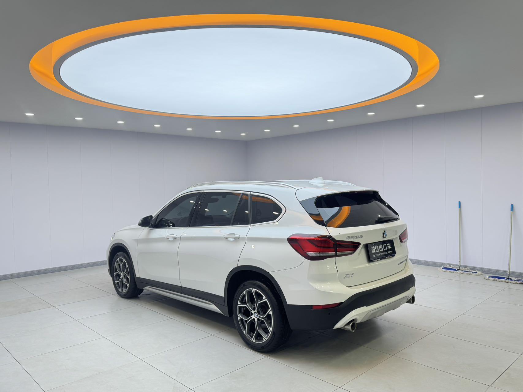 BMW X1 2022 thumb 2