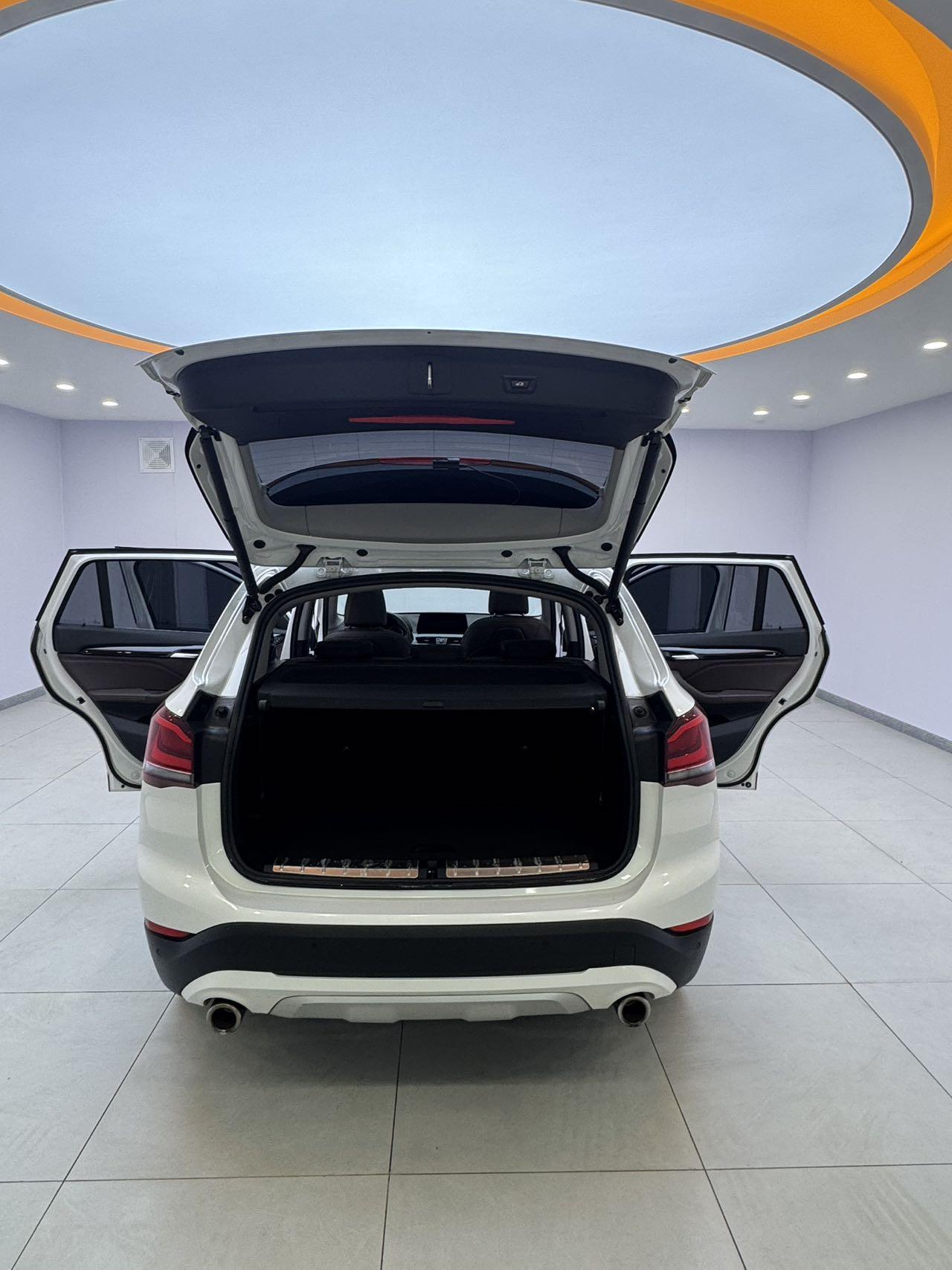 BMW X1 2022 thumb 7