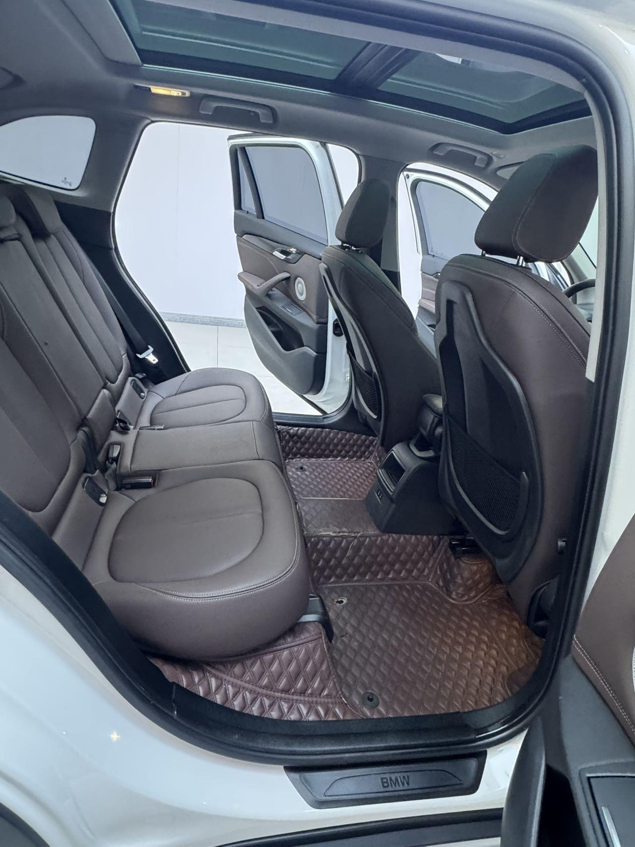 BMW X1 2022 thumb 9