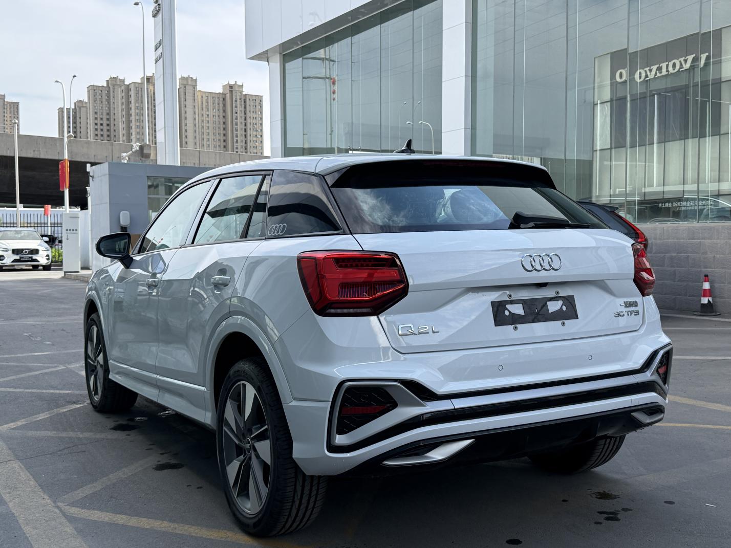 Audi Q2 2025 thumb 2