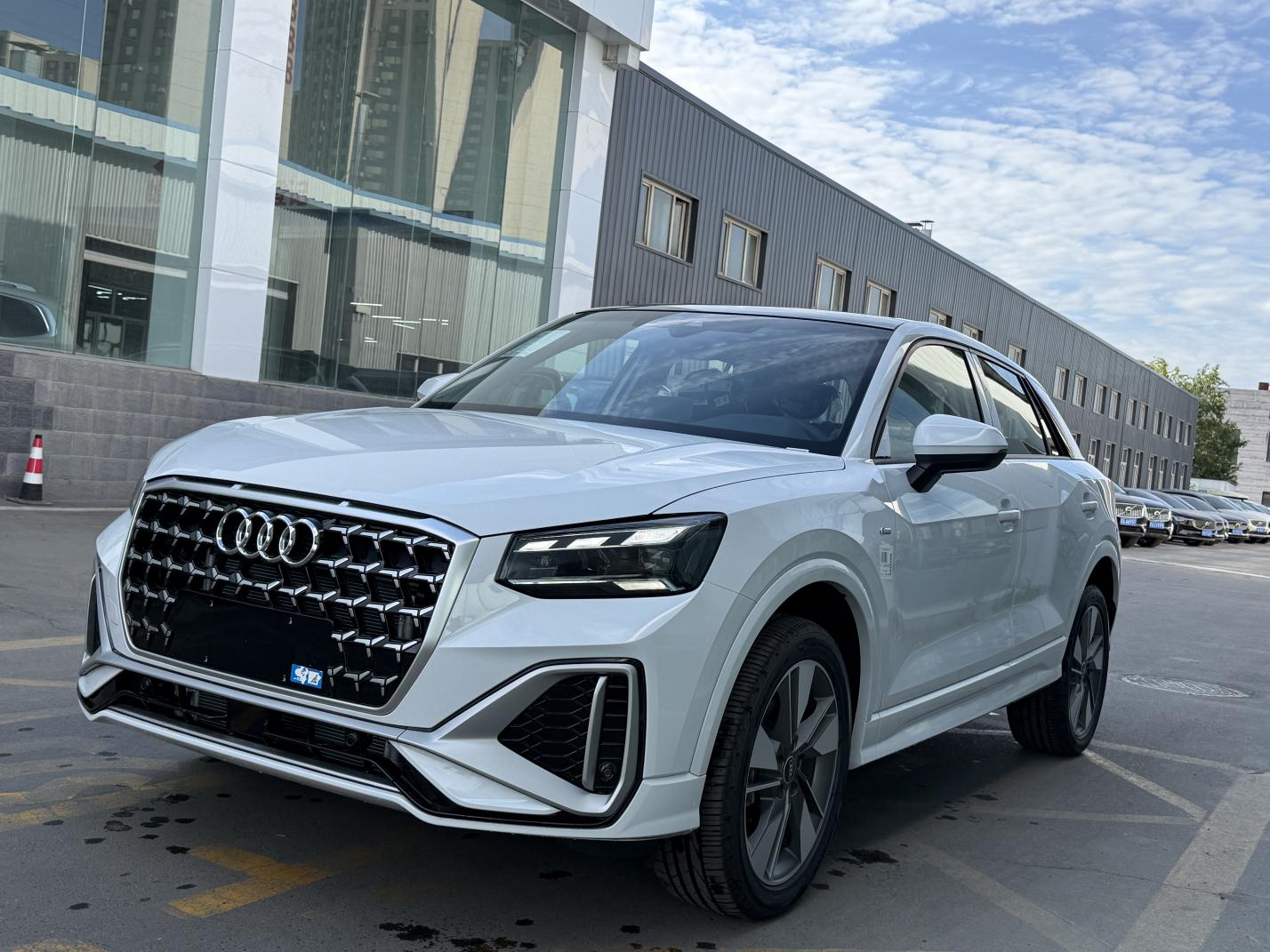 Audi Q2 2025 thumb 8