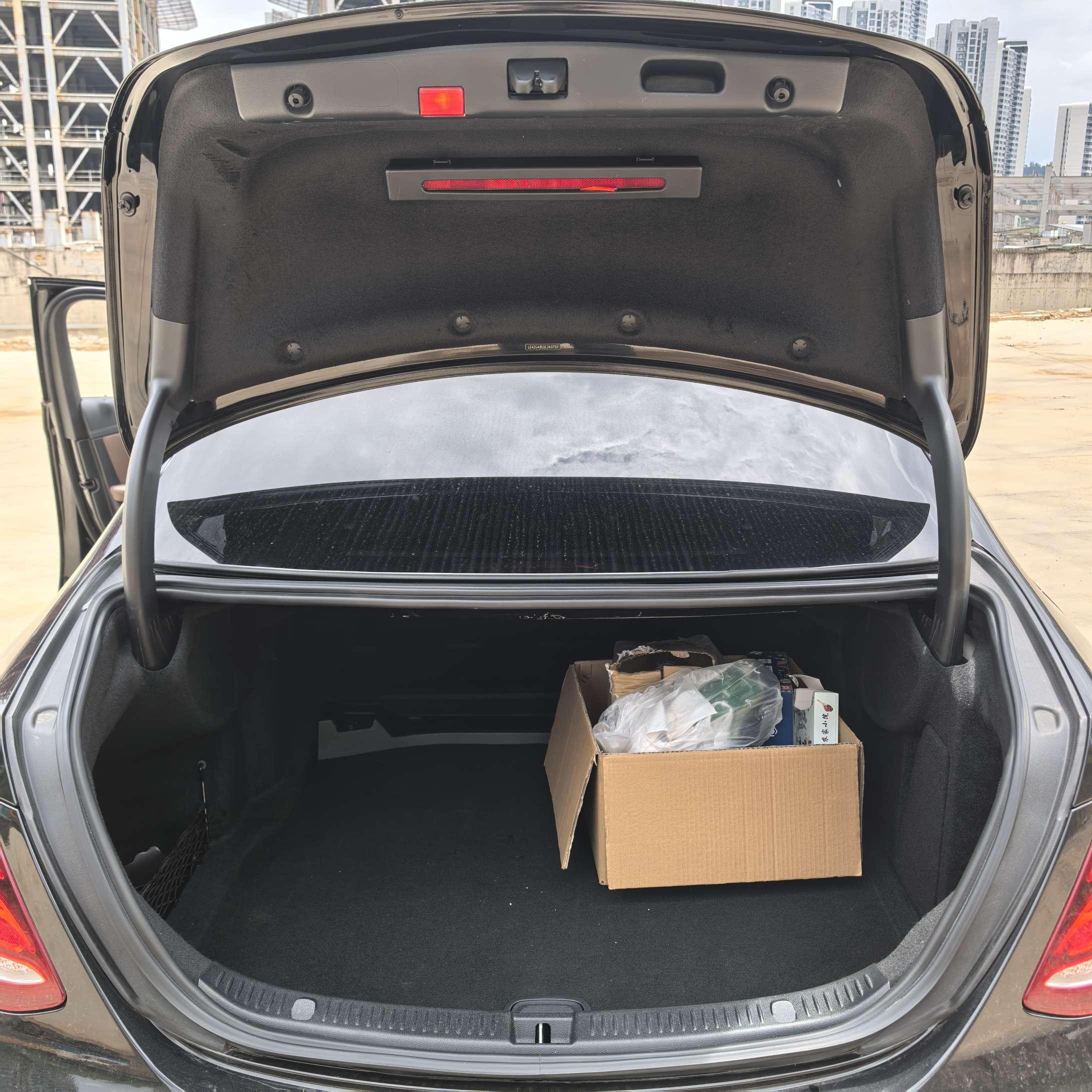 Mercedes-Benz E-Класс 2018 thumb 10