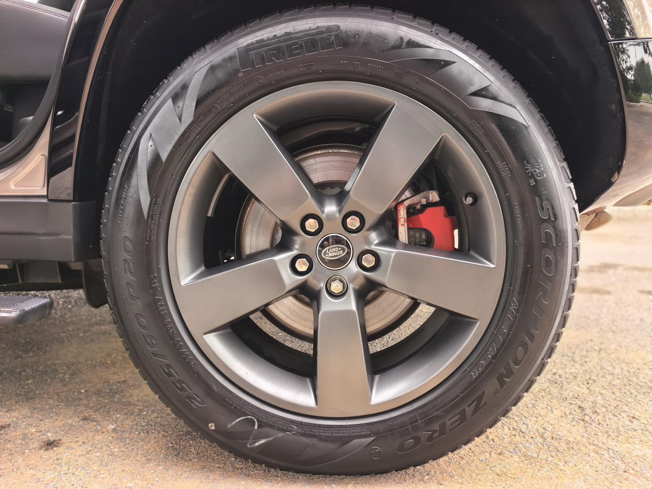 Land Rover Defender 2022 thumb 5