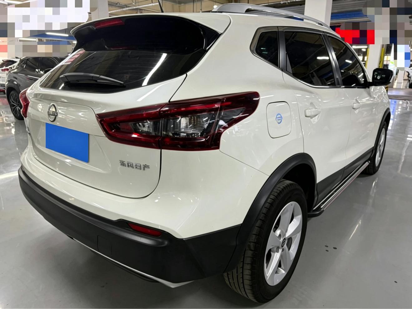 Nissan Qashqai+2 2023 thumb 4