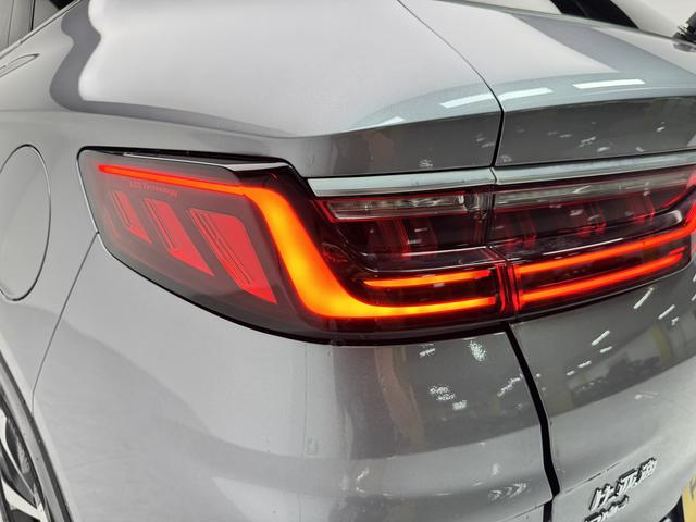 BYD Song 2021 thumb 11