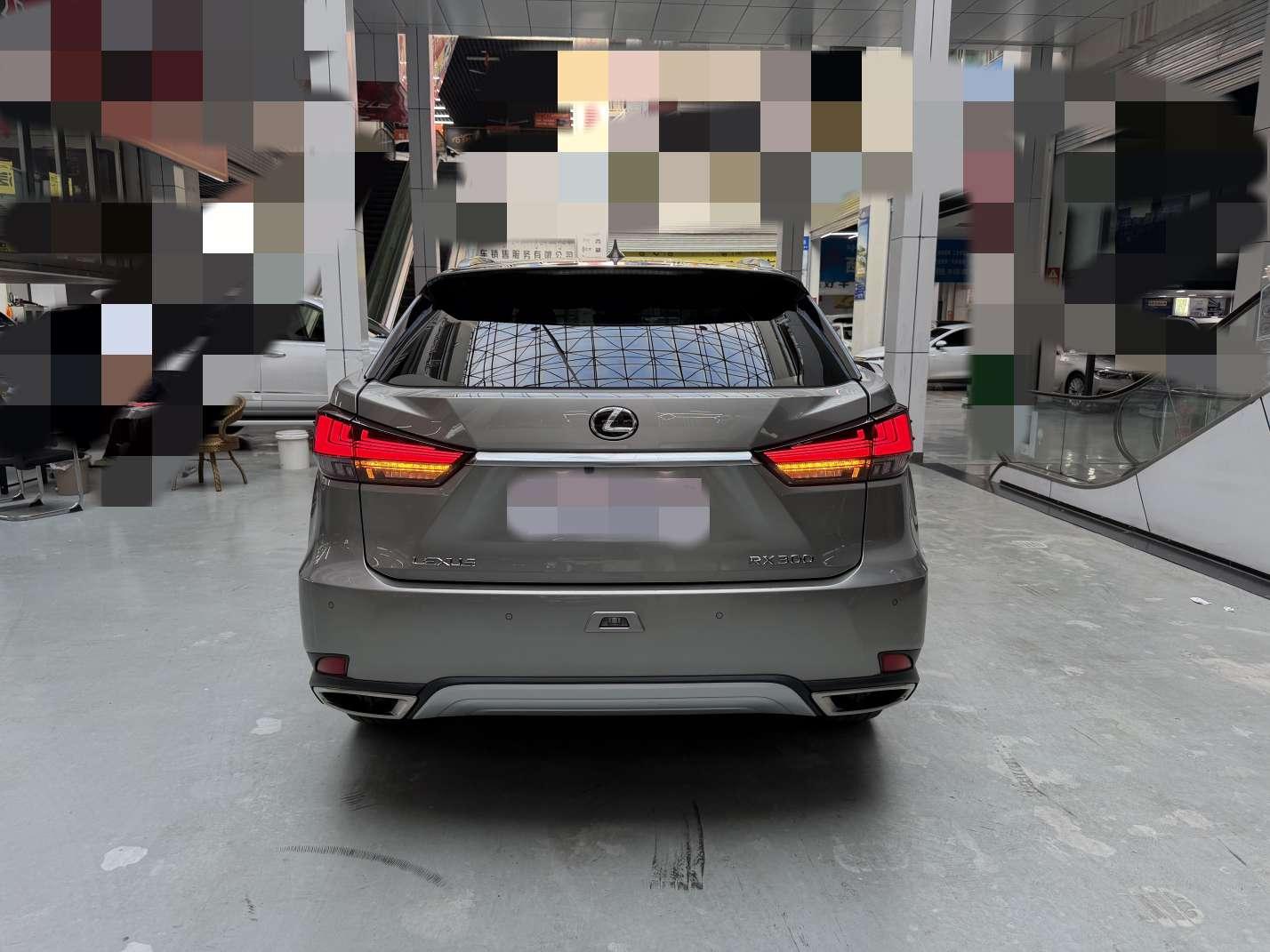 Lexus RX 2020 thumb 3