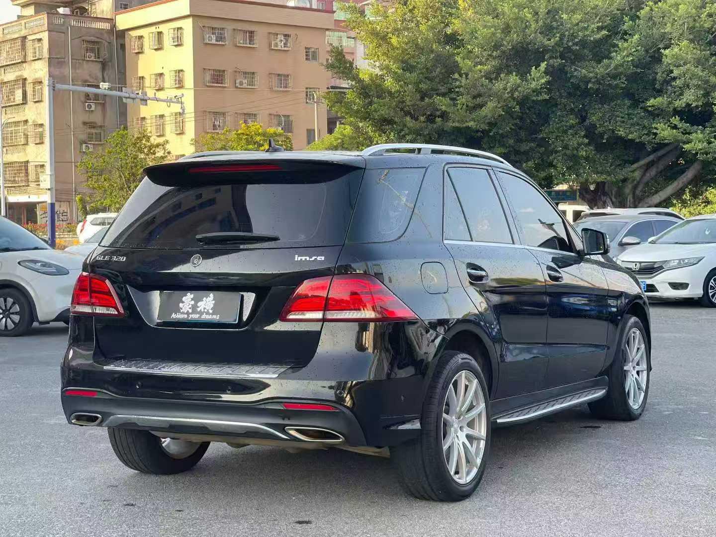 Mercedes-Benz GLE 2018 thumb 4