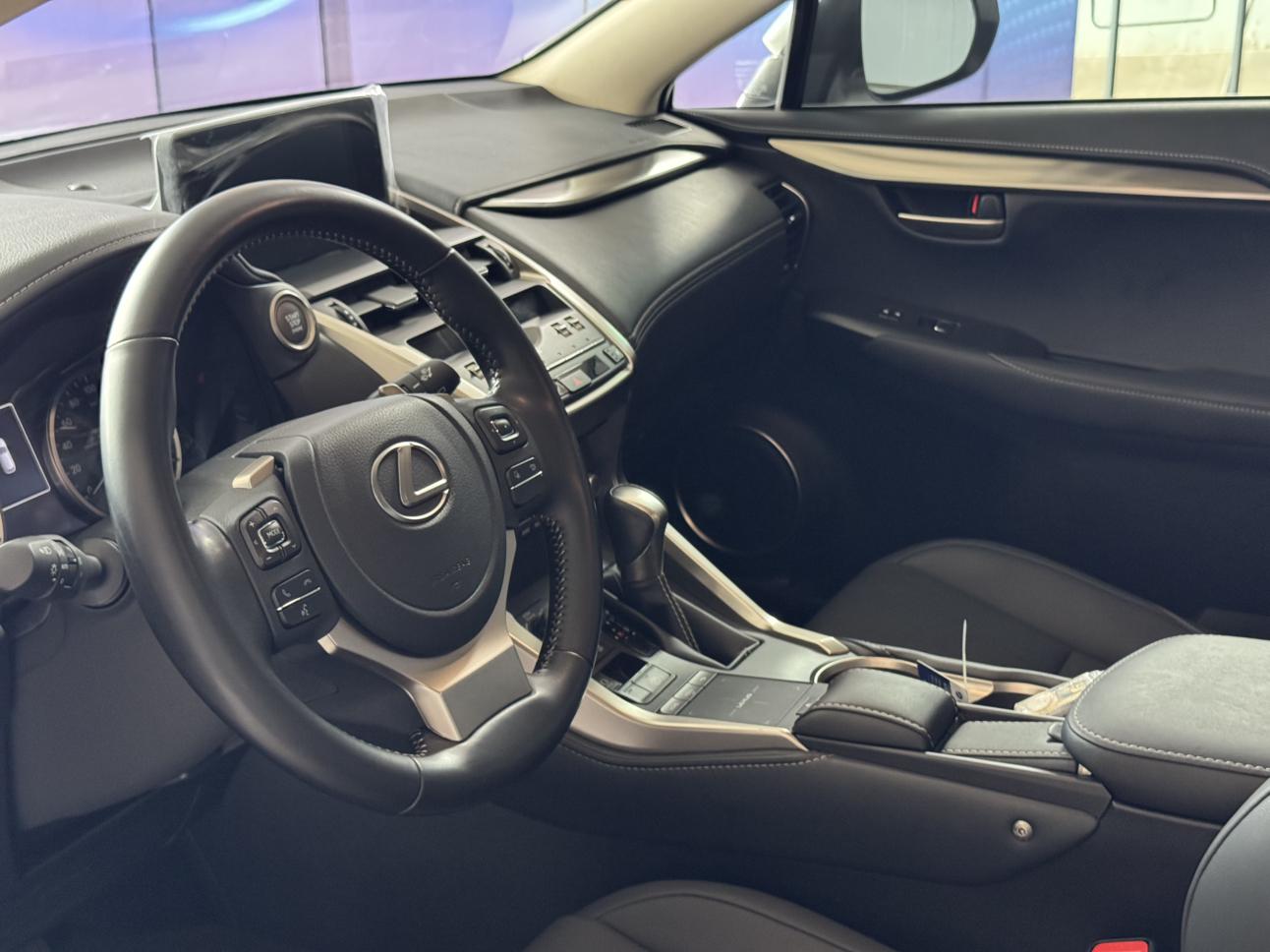 Lexus NX 2020 thumb 12