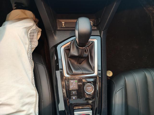 Peugeot 408 2022 thumb 7