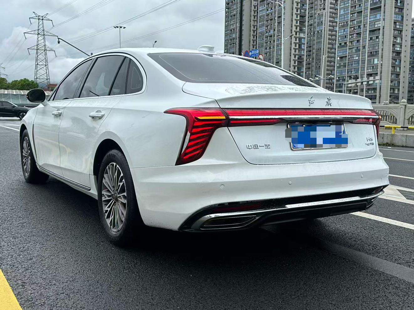 Hongqi H5 2023 thumb 2