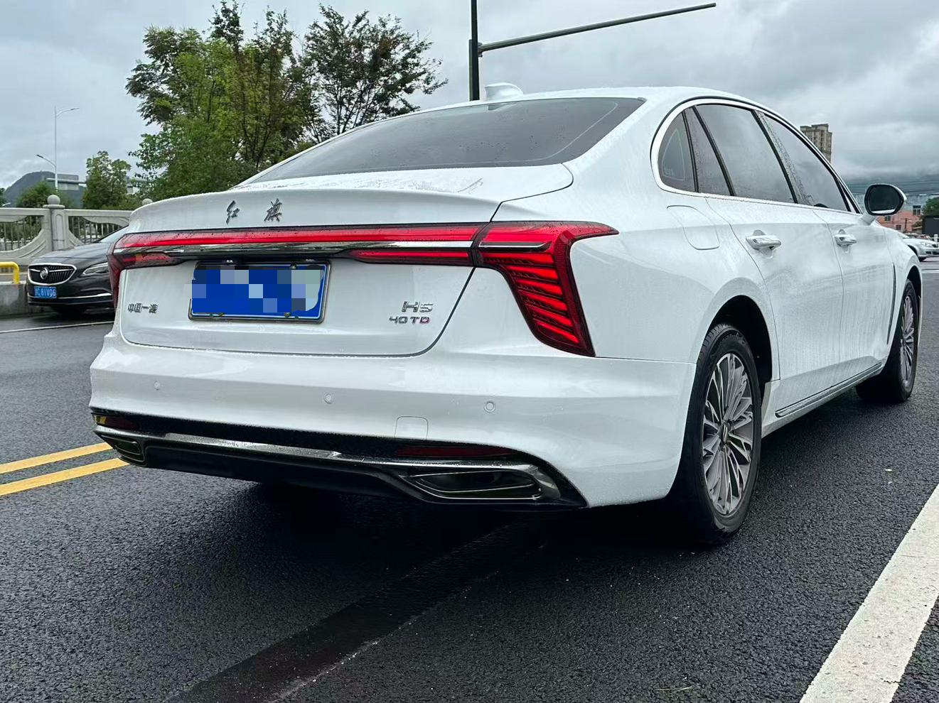 Hongqi H5 2023 thumb 4