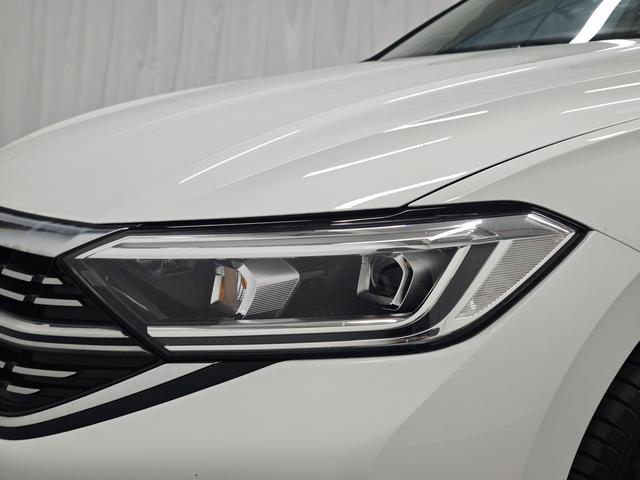 Volkswagen Sagitar 2024 thumb 10