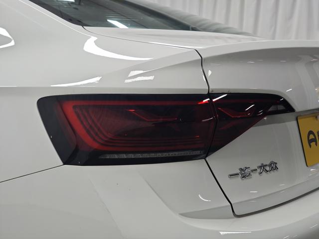 Volkswagen Sagitar 2024 thumb 11