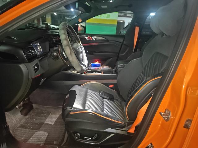 Lynk & Co 02 Hatchback 2021 thumb 8