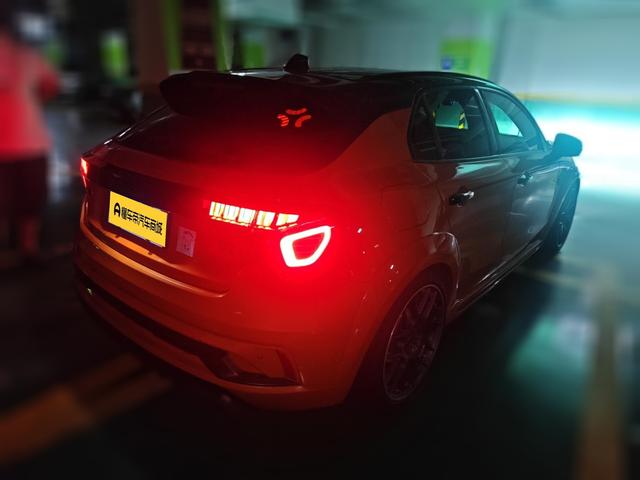 Lynk & Co 02 Hatchback 2021 thumb 12