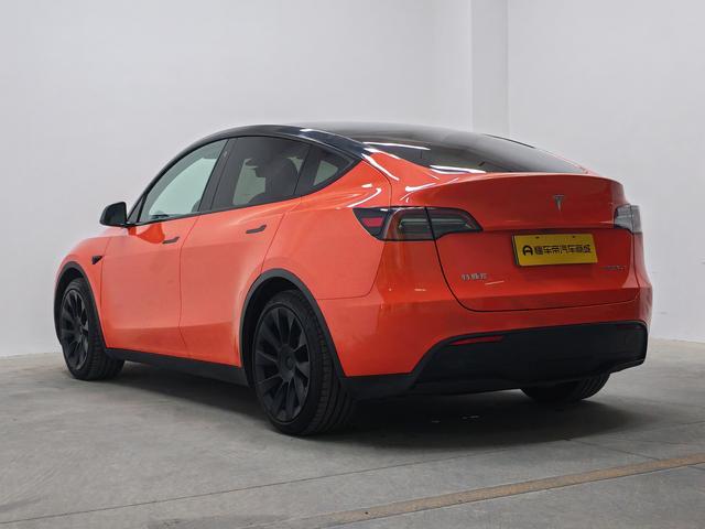 Tesla Model Y 2022 thumb 3