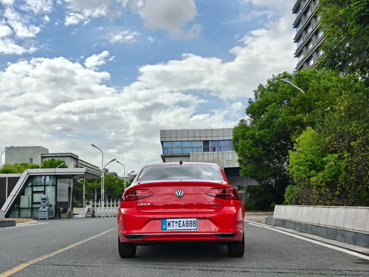 Volkswagen Lamando 2019 thumb 3