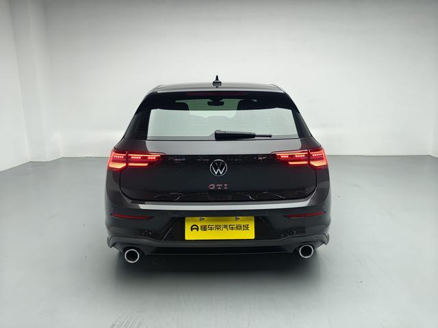 Volkswagen Golf GTI 2023 thumb 4
