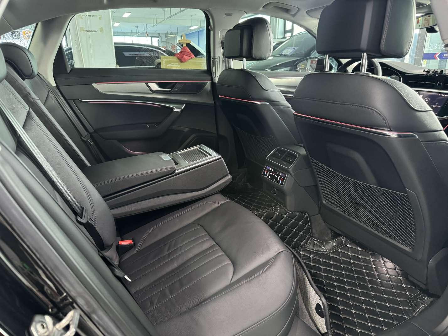 Audi A6 2021 thumb 7