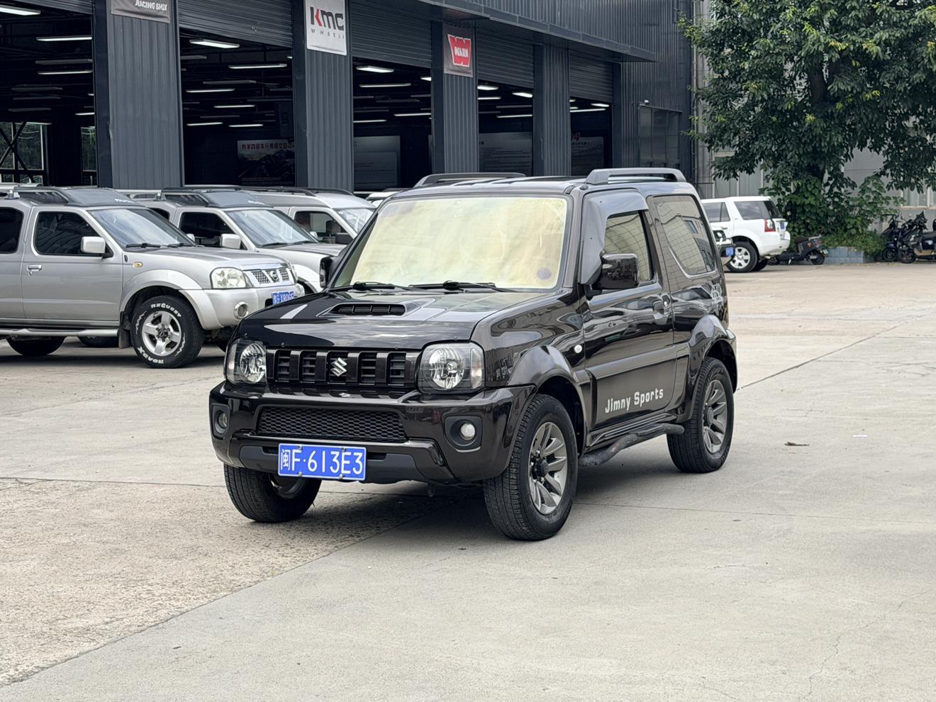 Suzuki Ji Mu Ni 2016 thumb 11